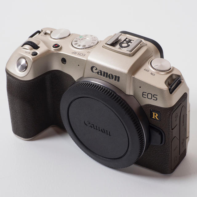 Canon(キヤノン)の【Kame9585 様専用】EOS  RP  GOLDフルセット スマホ/家電/カメラのカメラ(ミラーレス一眼)の商品写真