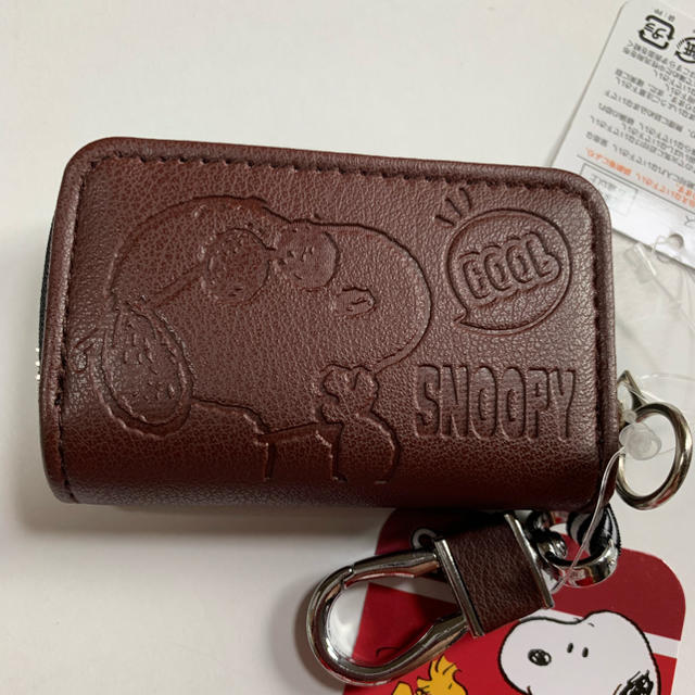 Snoopy スヌーピー スマート キーケース ダークブラウン の通販 By としちゃん S Shop スヌーピーならラクマ