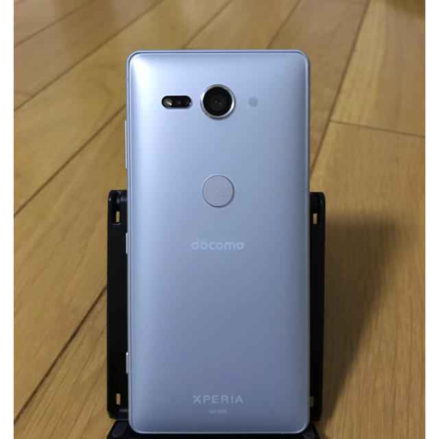 SONY(ソニー)のXperia XZ2 Compact docomo版 端サポ一括支払済 スマホ/家電/カメラのスマートフォン/携帯電話(スマートフォン本体)の商品写真