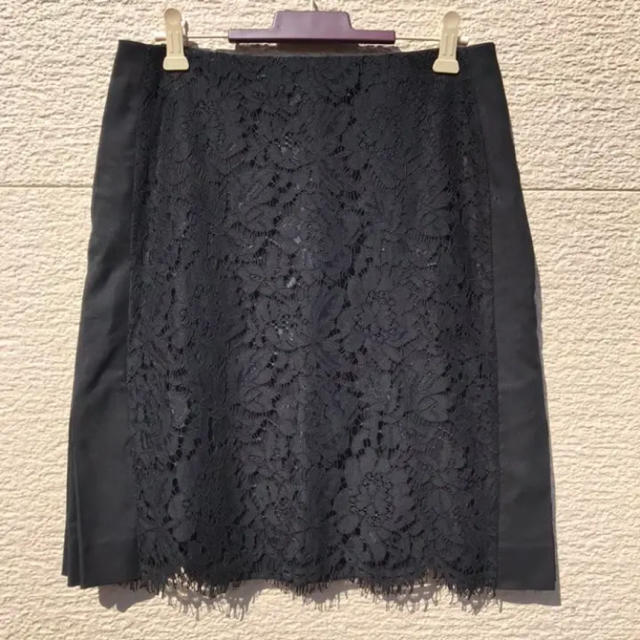 ADORE(アドーア)のαA アルファエー スカート 黒 ブラック 38 レディースのスカート(ひざ丈スカート)の商品写真