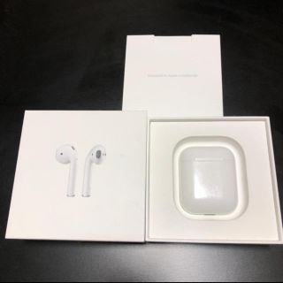 アップル(Apple)のAirPods (ヘッドフォン/イヤフォン)