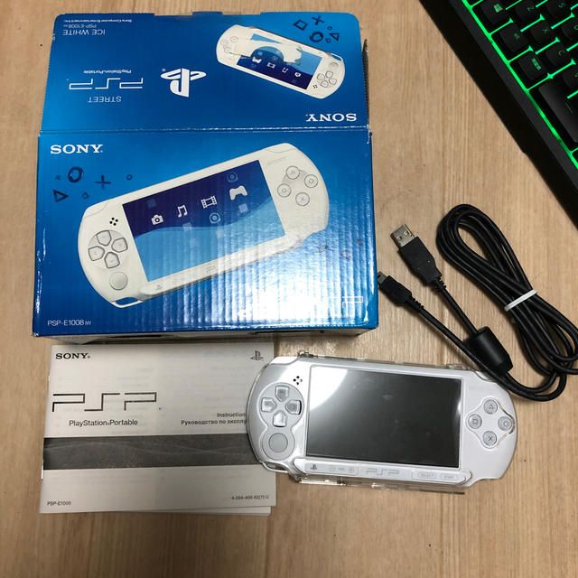 PlayStation Portable(プレイステーションポータブル)のPSP エンタメ/ホビーのゲームソフト/ゲーム機本体(携帯用ゲーム機本体)の商品写真