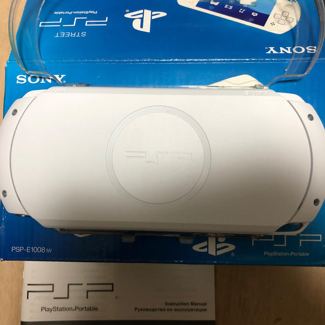 PlayStation Portable(プレイステーションポータブル)のPSP エンタメ/ホビーのゲームソフト/ゲーム機本体(携帯用ゲーム機本体)の商品写真