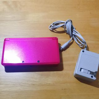 ニンテンドー3DS(ニンテンドー3DS)の3DSピンク  お値下げ中(家庭用ゲーム機本体)