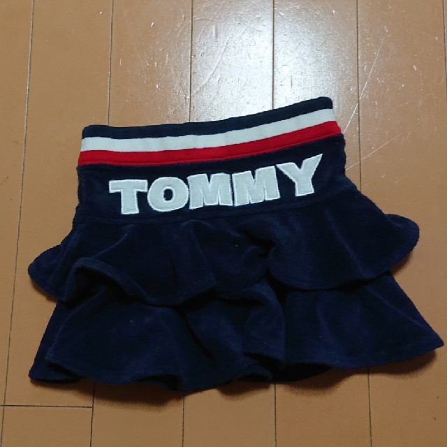 TOMMY HILFIGER(トミーヒルフィガー)のトミーヒルフィガー TOMMY スカート キッズダンス 90 キッズ/ベビー/マタニティのキッズ服女の子用(90cm~)(スカート)の商品写真