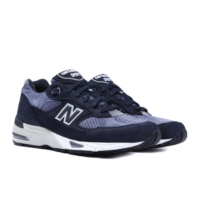 New Balance(ニューバランス)の【duoduo様専用】New Balance M991NVB メンズの靴/シューズ(スニーカー)の商品写真