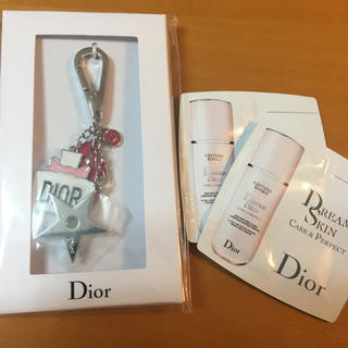 ディオール(Dior)の☆ディオール チャーム & 乳液（試供品）(キーホルダー)