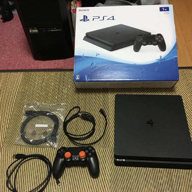 PS4 1TB 家庭用ゲーム機本体