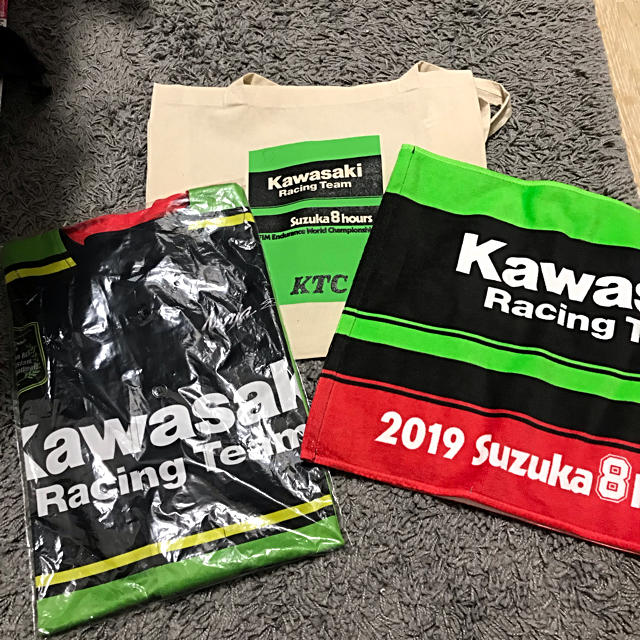 カワサキ(カワサキ)の【新品・未使用品】Kawasaki 2019 鈴鹿8時間耐久レース 応援グッズ  チケットのスポーツ(モータースポーツ)の商品写真