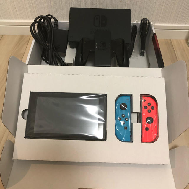 Nintendo Switch Joy-Con(L) ネオンブルー/(R) ネオエンタメ/ホビー