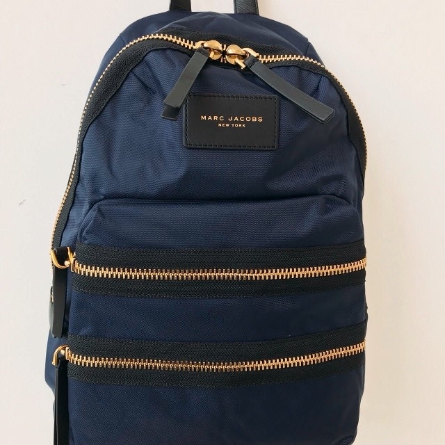 ゴールド素材【53%off】MARC JACOBS マークジェイコブス　リュック 大