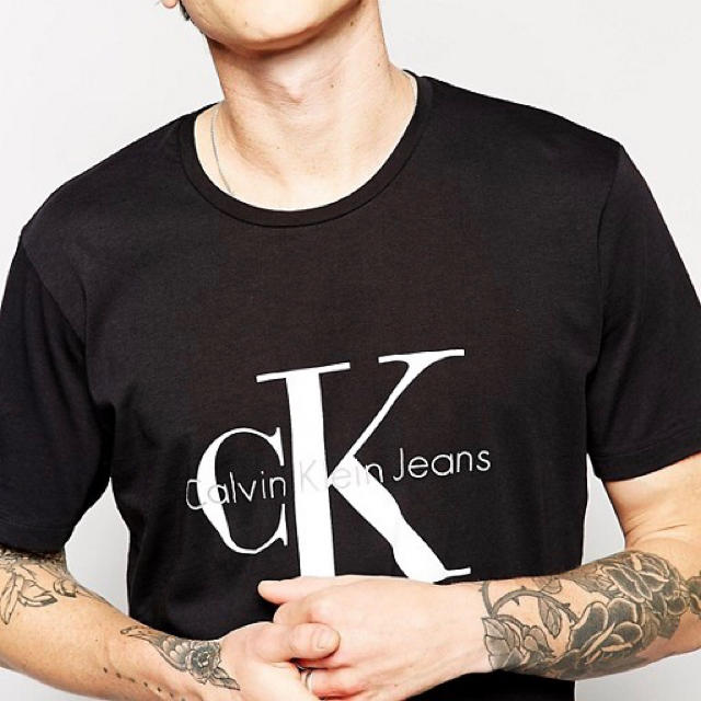 Calvin Klein(カルバンクライン)の【L】 Calvin Klein Jeans ［LOGO tee］【SALE】 レディースのトップス(Tシャツ(半袖/袖なし))の商品写真