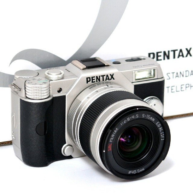 PENTAX(ペンタックス)の★ Wi-Fiでスマホへ★超コンパクト♪ペンタックス Q10 レンズキット スマホ/家電/カメラのカメラ(ミラーレス一眼)の商品写真
