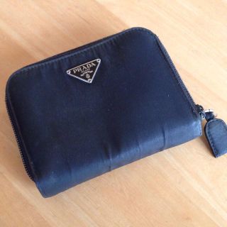 プラダ(PRADA)のプラダ 折り財布(財布)