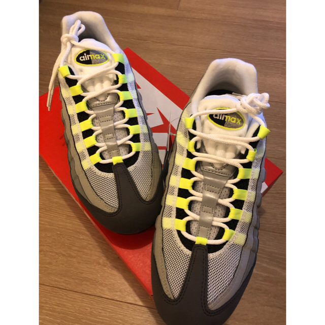 NIKE(ナイキ)のAir Vapormax 95 neon メンズの靴/シューズ(スニーカー)の商品写真
