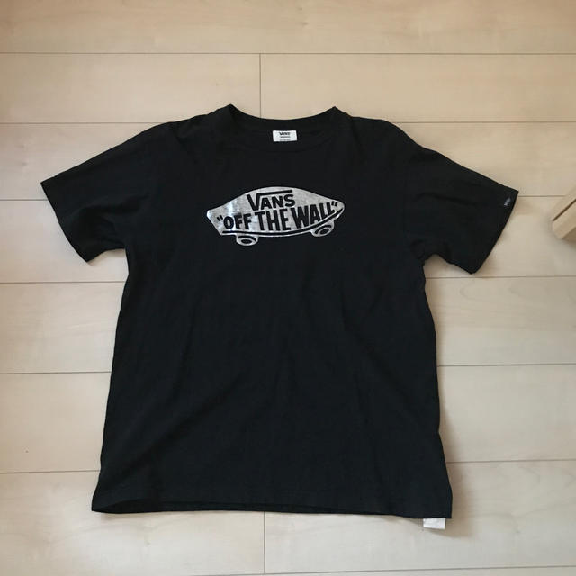 VANS(ヴァンズ)のvans☆ブラックＴシャツ☆L レディースのトップス(Tシャツ(半袖/袖なし))の商品写真