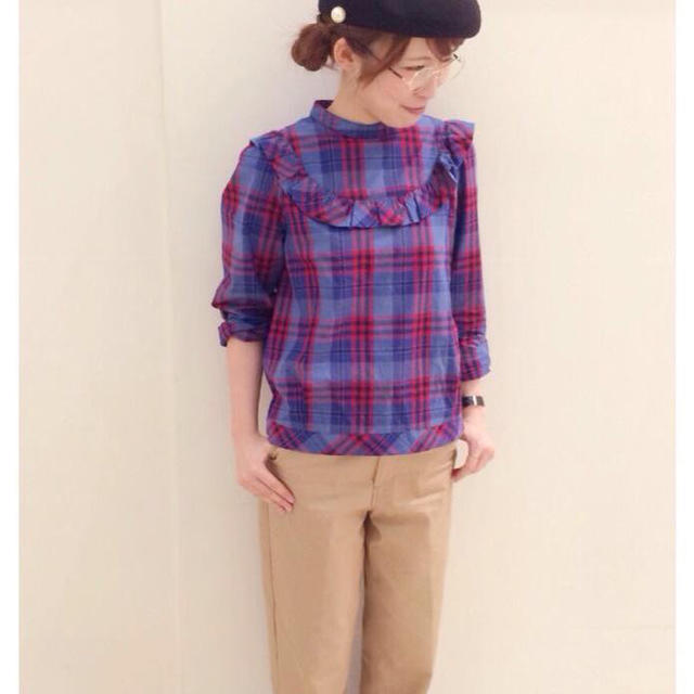 Dot&Stripes CHILDWOMAN(ドットアンドストライプスチャイルドウーマン)の透け感なし♡ダークチェックフリルブラウス レディースのトップス(シャツ/ブラウス(長袖/七分))の商品写真