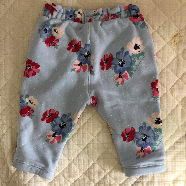 babyGAP(ベビーギャップ)のGAP baby パンツ 値下げしました。 キッズ/ベビー/マタニティのベビー服(~85cm)(パンツ)の商品写真