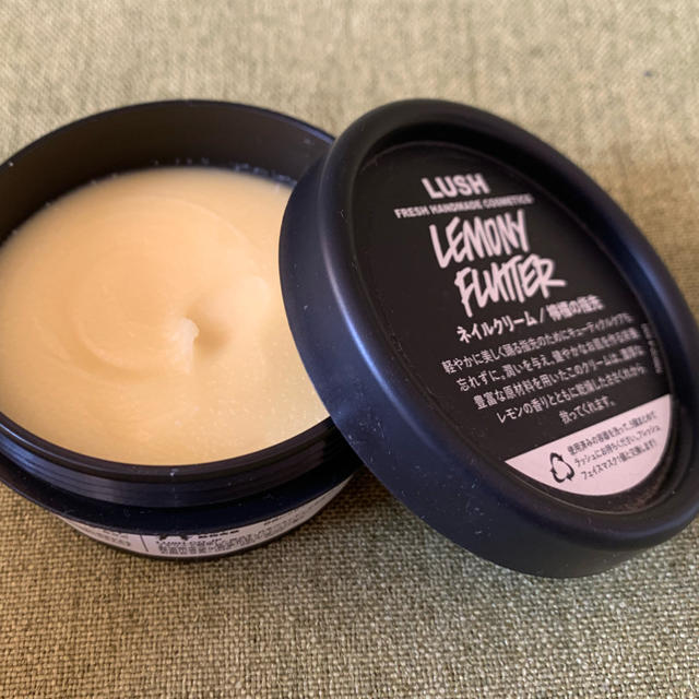 LUSH(ラッシュ)のLUSH❤︎ネイルクリーム コスメ/美容のネイル(ネイルケア)の商品写真