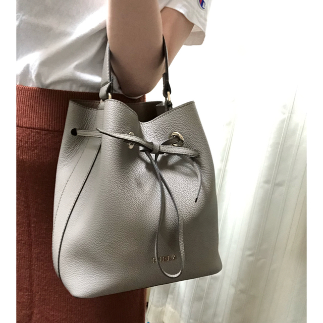 大人気の FURLA ミアステラ ハンドバッグ 2way手提げ 巾着バッグ カープおじさん大好き様専用✨新品★未開封✨2WAYミニショルダーバッグ