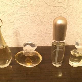 クリスチャンディオール(Christian Dior)の４点セット  ミニボトル香水(香水(女性用))