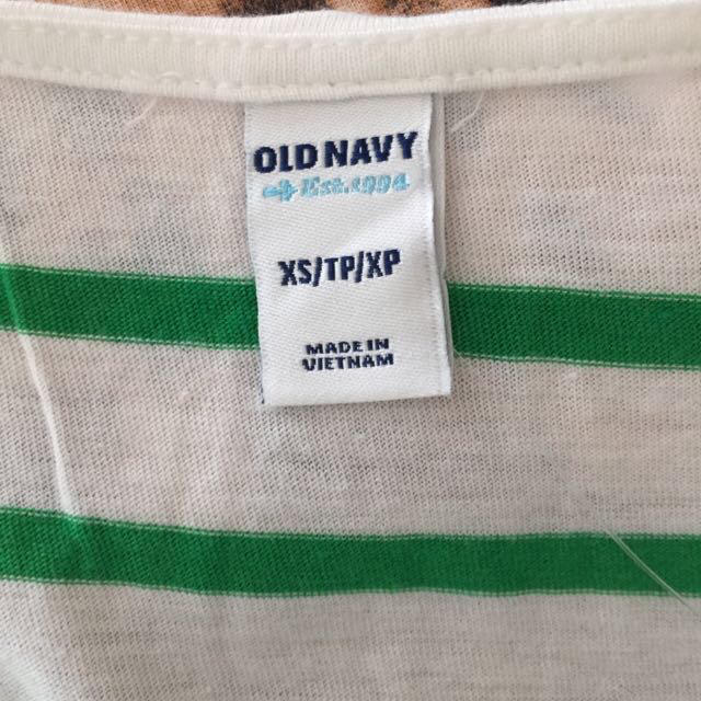 Old Navy(オールドネイビー)の未使用 オールドネイビートップス レディースのトップス(Tシャツ(半袖/袖なし))の商品写真