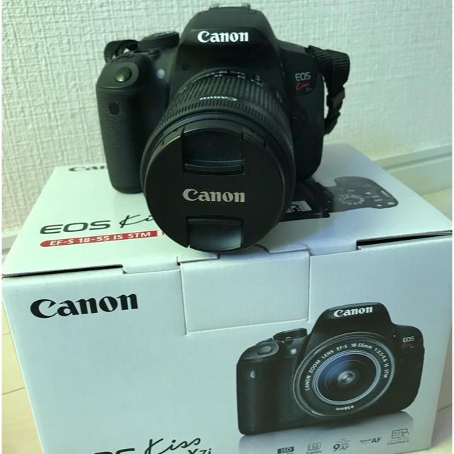 デジタル一眼Canon EOS Kiss X7i EF-S18-55ISSTM Kit