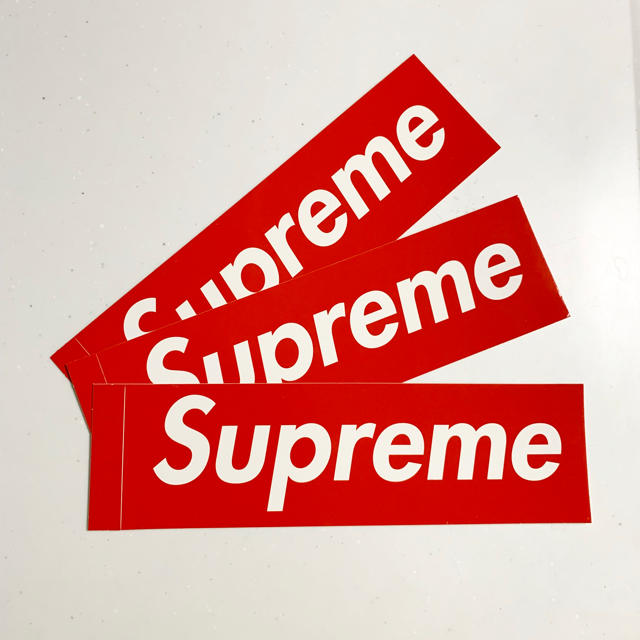 Supreme(シュプリーム)のsupreme ステッカー 3枚 自動車/バイクのバイク(ステッカー)の商品写真