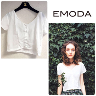 エモダ(EMODA)のEMODA デコルテオープン カットソー(シャツ/ブラウス(半袖/袖なし))