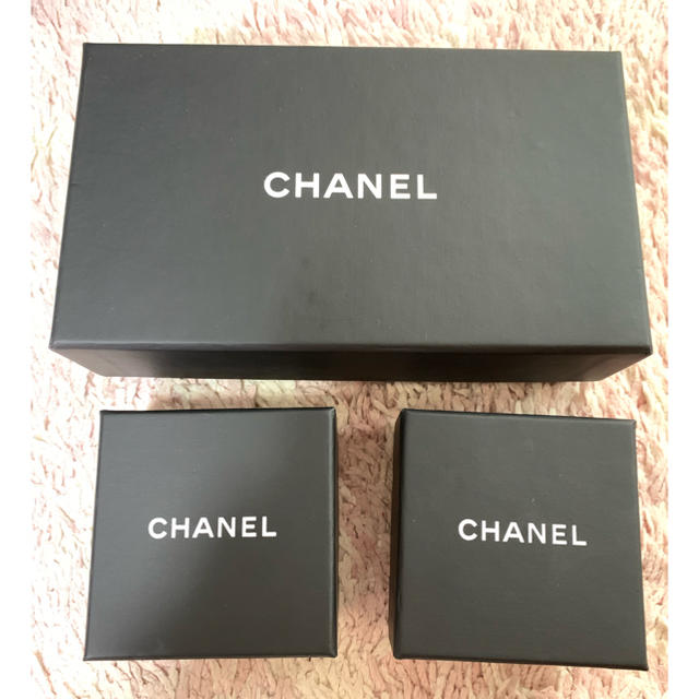 CHANEL(シャネル)のCHANEL空箱 レディースのバッグ(ショップ袋)の商品写真