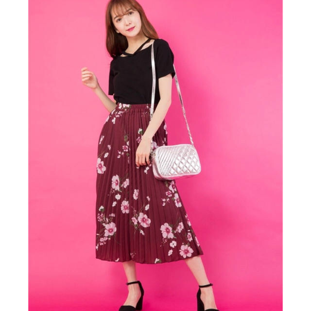 CECIL McBEE(セシルマクビー)のロング 花柄  プリーツ スカート レディースのスカート(ロングスカート)の商品写真