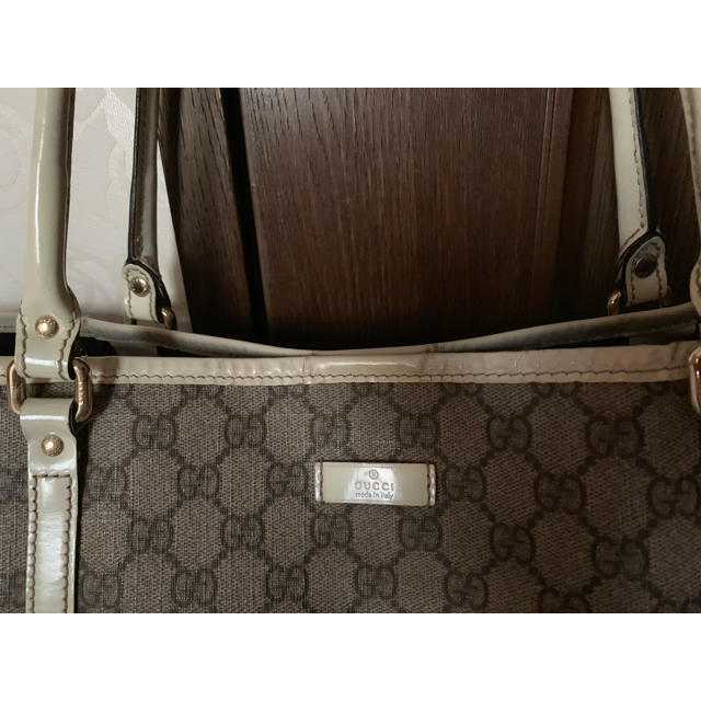 Gucci(グッチ)の【GUCCI】グッチ トートバッグ 白 レディースのバッグ(トートバッグ)の商品写真