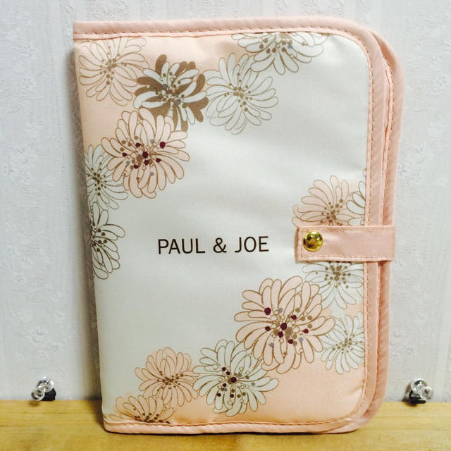Paul Joe コスメポーチの通販 By Mima S Shop ポールアンドジョーならラクマ Paul Joe コスメポーチの通販 By Mima S Shop ポールアンドジョーならラクマ