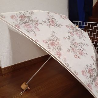 レストローズ(L'EST ROSE)のレストローズ　日傘　PINK ROSE様専用(傘)