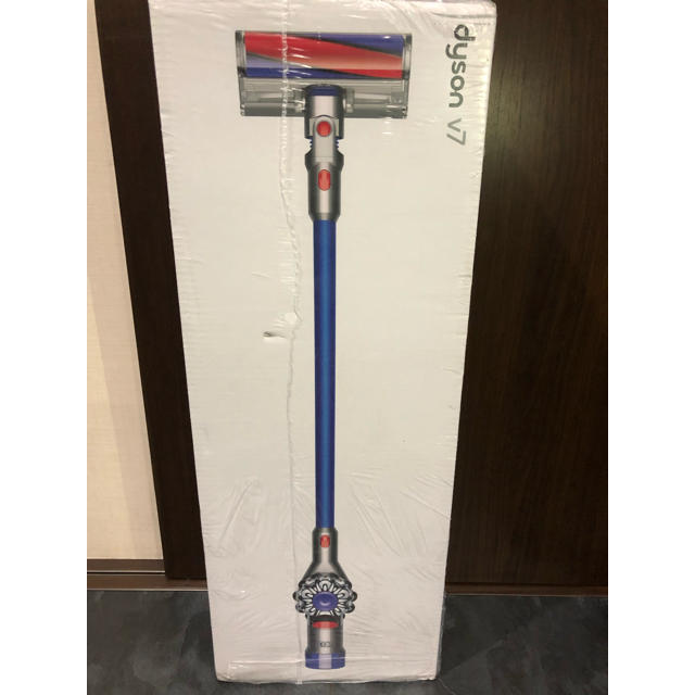 ダイソン Dyson V7 コードレス　掃除機　新品　未使用　未開封