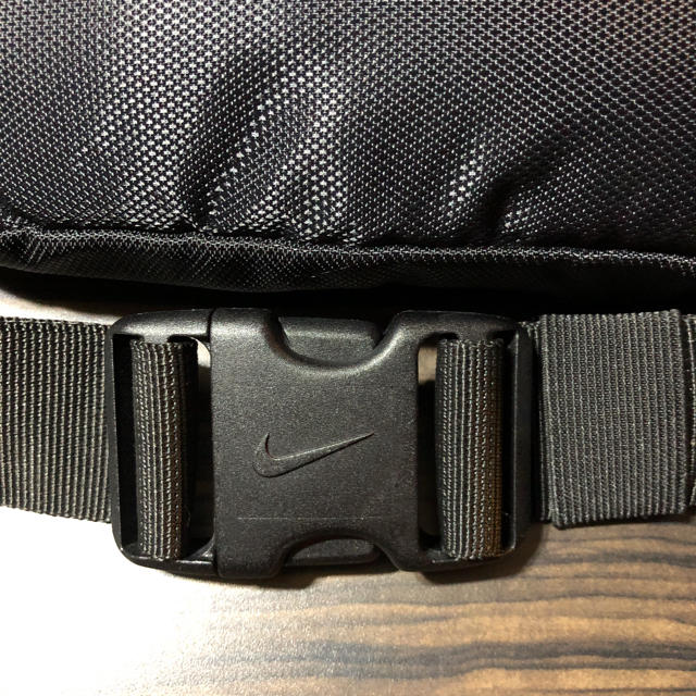 NIKE(ナイキ)のNIKE ナイキ ウエストポーチ メンズのバッグ(ウエストポーチ)の商品写真