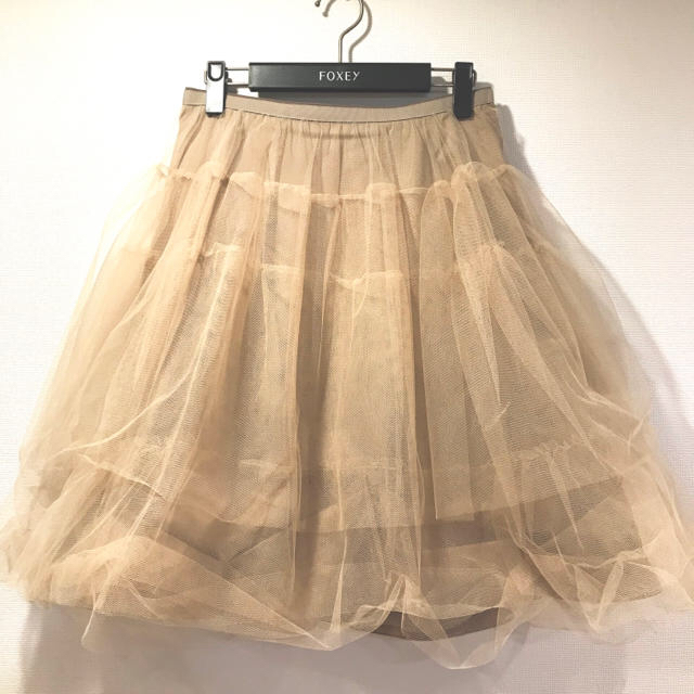 FOXEY(フォクシー)の極 美品 ❣️ フォクシー 名品 チュチュ プリマ ベージュ 40 レディースのスカート(ひざ丈スカート)の商品写真