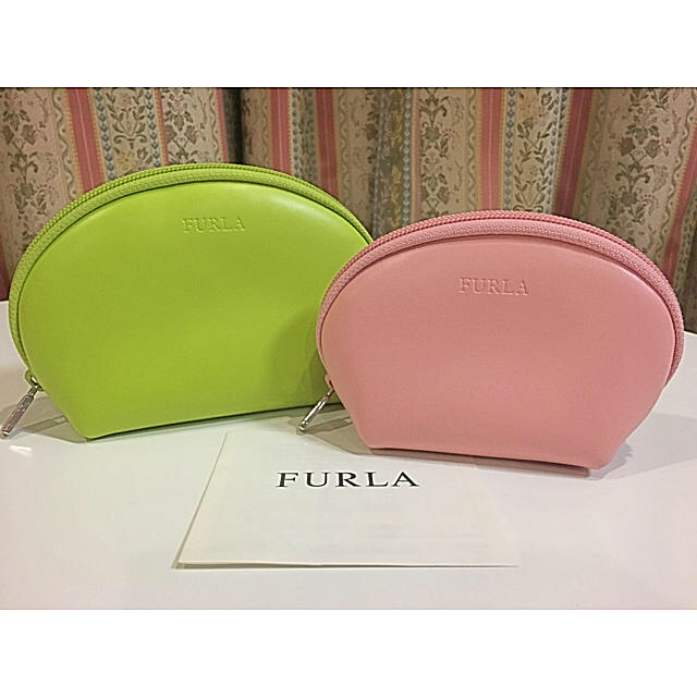 Furla(フルラ)のフルラ  ポーチ  2個セット レディースのファッション小物(ポーチ)の商品写真