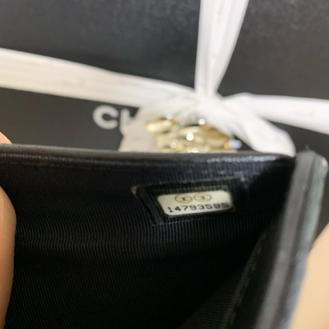 CHANEL(シャネル)のCHANEL 二つ折り財布 シャネル レディースのファッション小物(財布)の商品写真