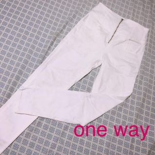 ワンウェイ(one*way)のハイウエストホワイトスキニーデニム(one way)(スキニーパンツ)