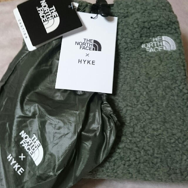 先行販売 HYKE × TNF Tec Boa Leg Warmer オリーブ