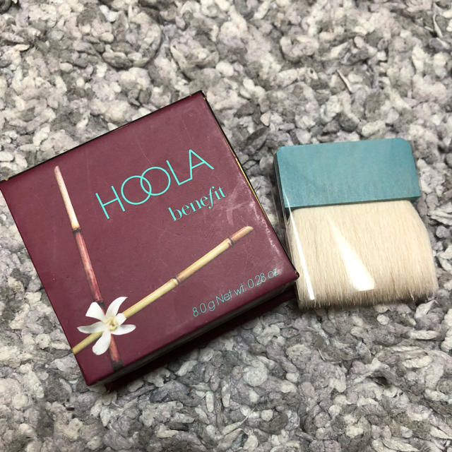 Benefit(ベネフィット)のhoola 8g ベネフィット コスメ/美容のベースメイク/化粧品(フェイスカラー)の商品写真