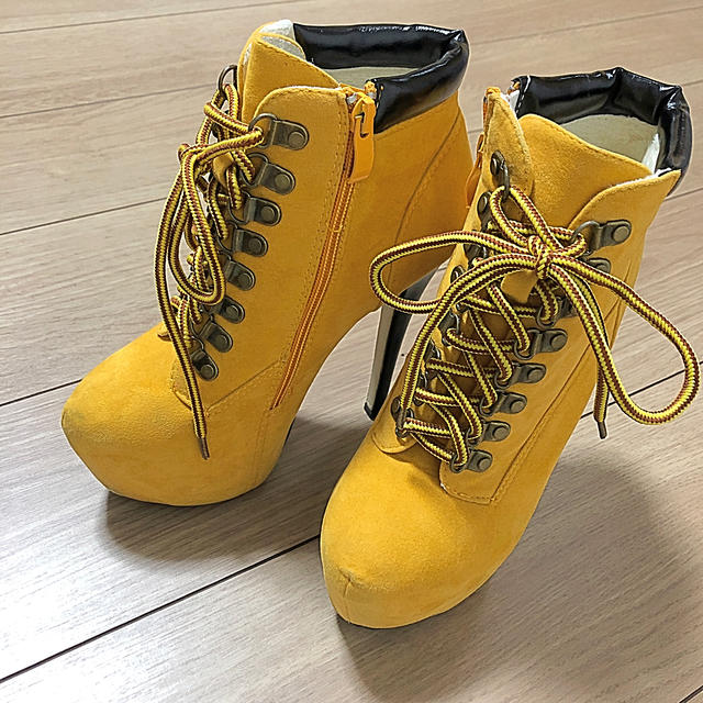 Timberland(ティンバーランド)のティンバ風 ヒール レディースの靴/シューズ(ブーツ)の商品写真