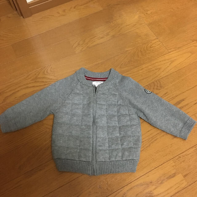 ZARA(ザラ)のzara baby ニットアウター キッズ/ベビー/マタニティのベビー服(~85cm)(ニット/セーター)の商品写真