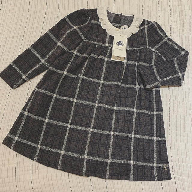 PETIT BATEAU(プチバトー)の【愛実様ご専用】プチバトー 19AW チェックワンピース 36m キッズ/ベビー/マタニティのキッズ服女の子用(90cm~)(ワンピース)の商品写真