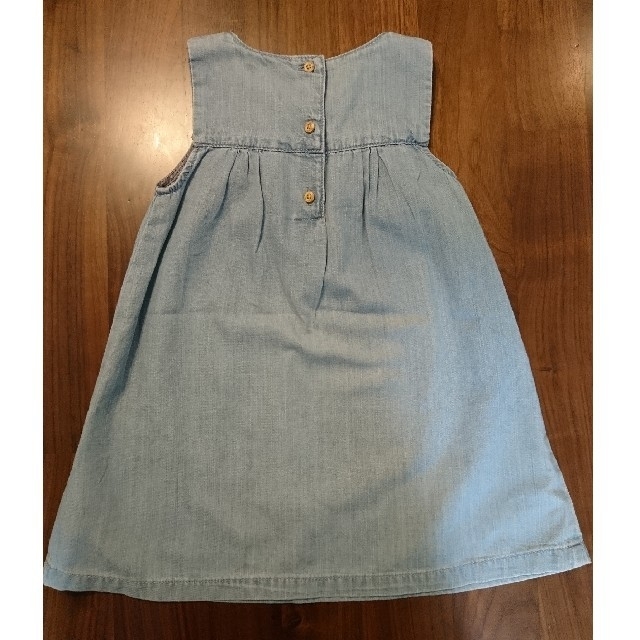 H&M(エイチアンドエム)のH&M エイチアンドエム デニムワンピース 86cm キッズ/ベビー/マタニティのベビー服(~85cm)(ワンピース)の商品写真