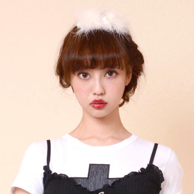 Katie(ケイティー)のKatie ❁︎ ファー バレッタ marabou レディースのヘアアクセサリー(バレッタ/ヘアクリップ)の商品写真