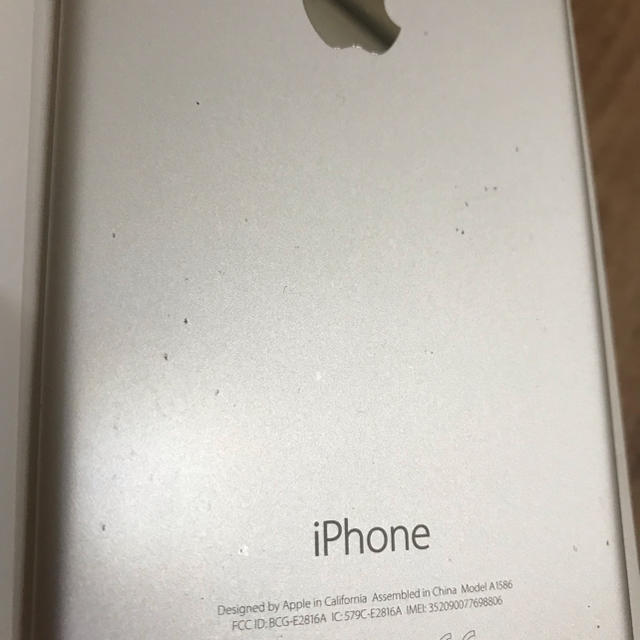 iPhone 6 Silver 64 GB docomoスマートフォン本体