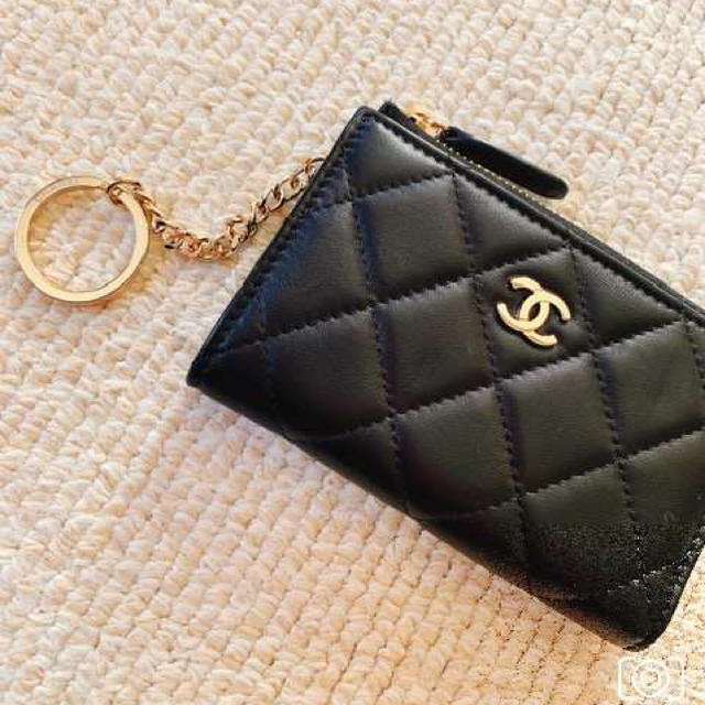 CHANEL - シャネル 正規品 ほぼ新品同様 BLK/GLD ラムスキン コインの通販 by あみまる's shop｜シャネルならラクマ