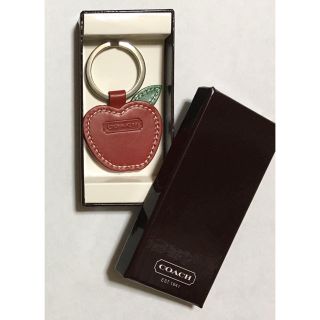 コーチ(COACH)のコーチ  キーリング  りんご  箱付き(キーケース)